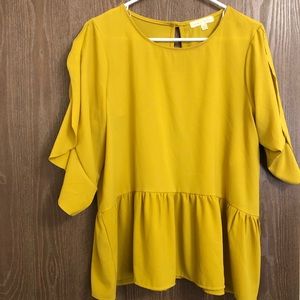 Flutter sleeve Yellow blouse